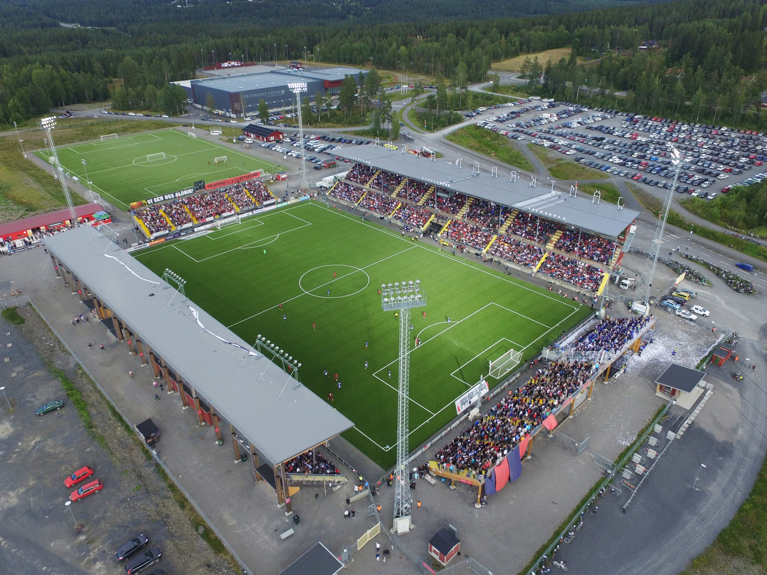 สนามแข่ง : Jämtkraft Arena