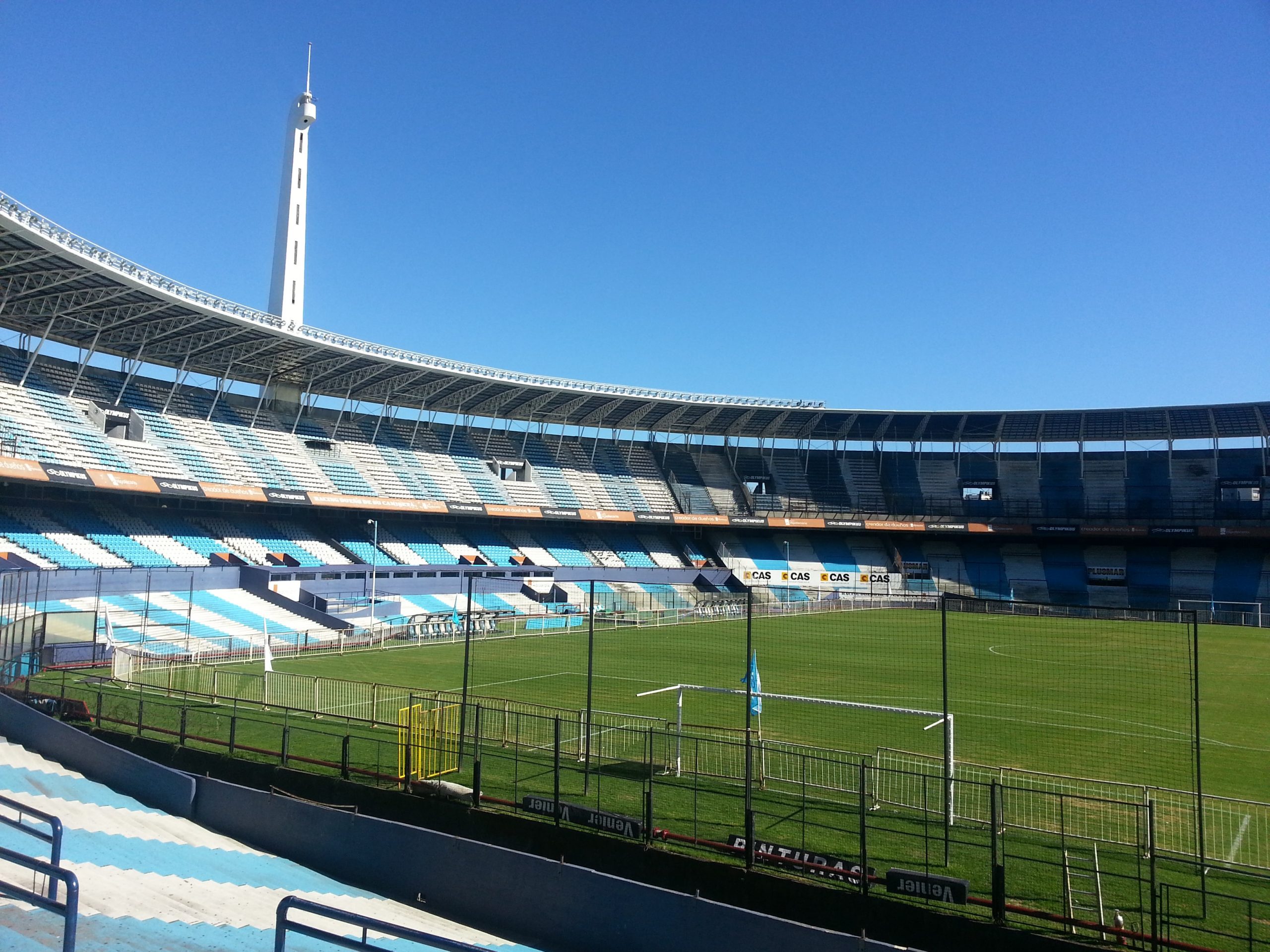 สนามแข่ง : Estadio Presidente Perón