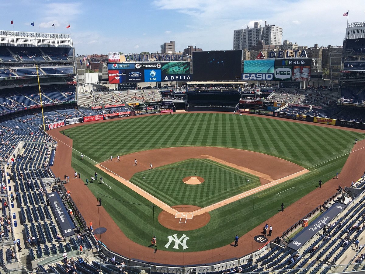 สนามแข่ง : Yankee Stadium