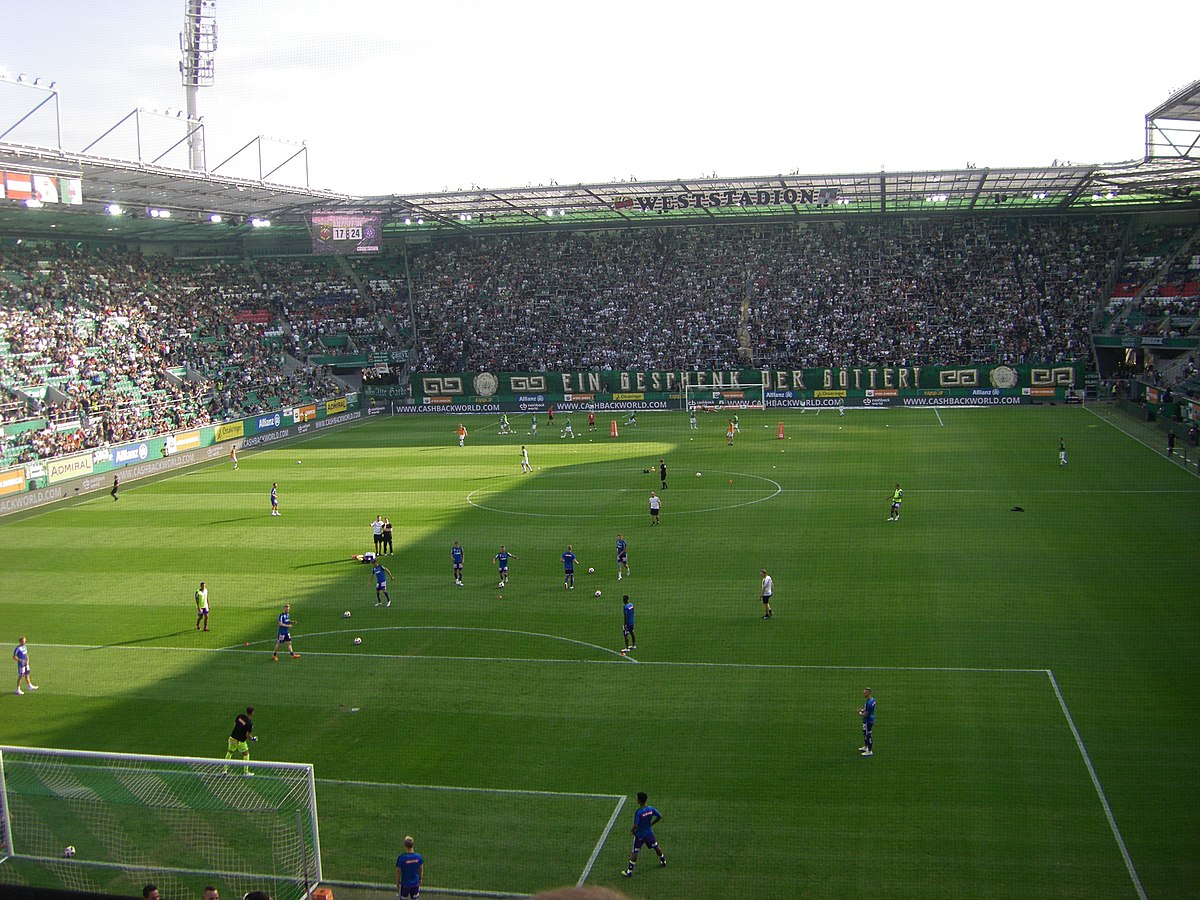  สนามแข่ง : Allianz Stadion