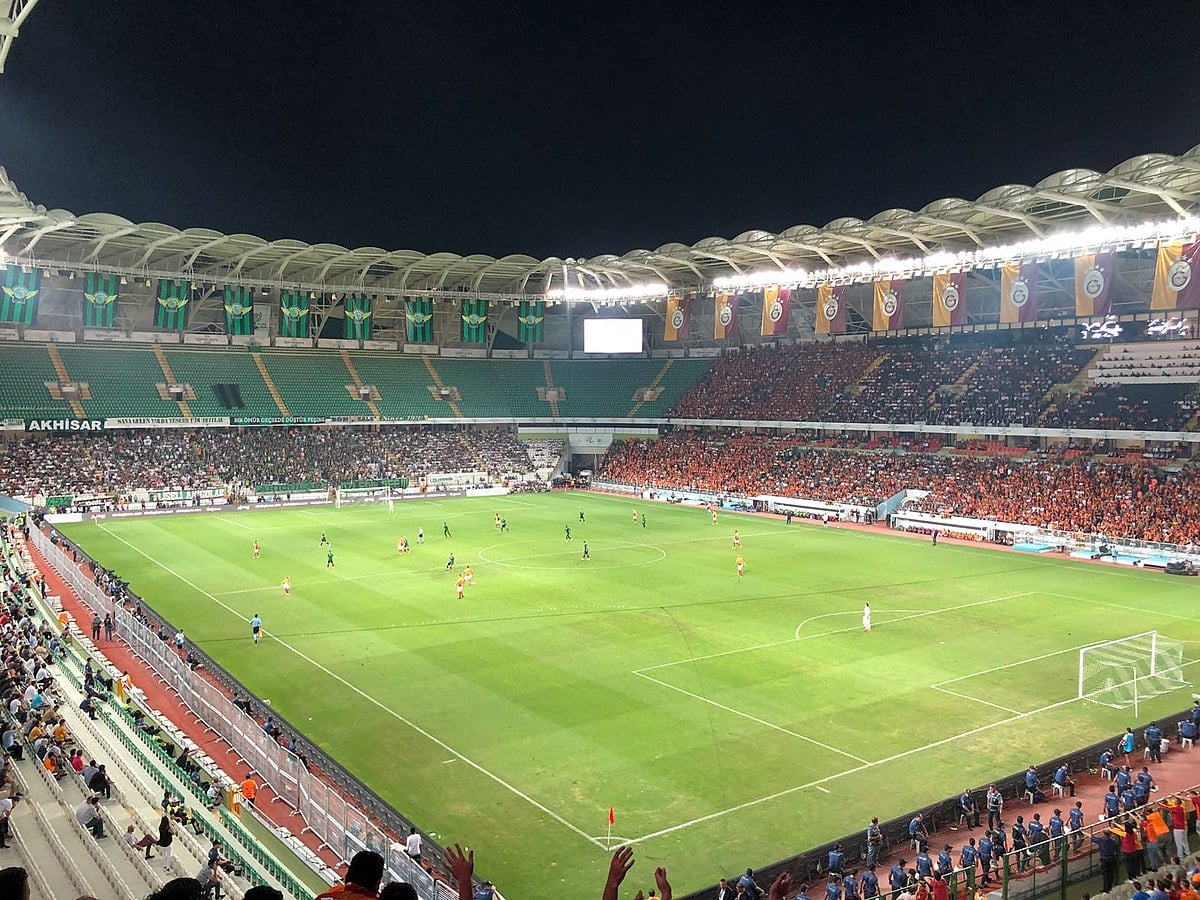 สนามแข่ง : Konya Büyükşehir Arena