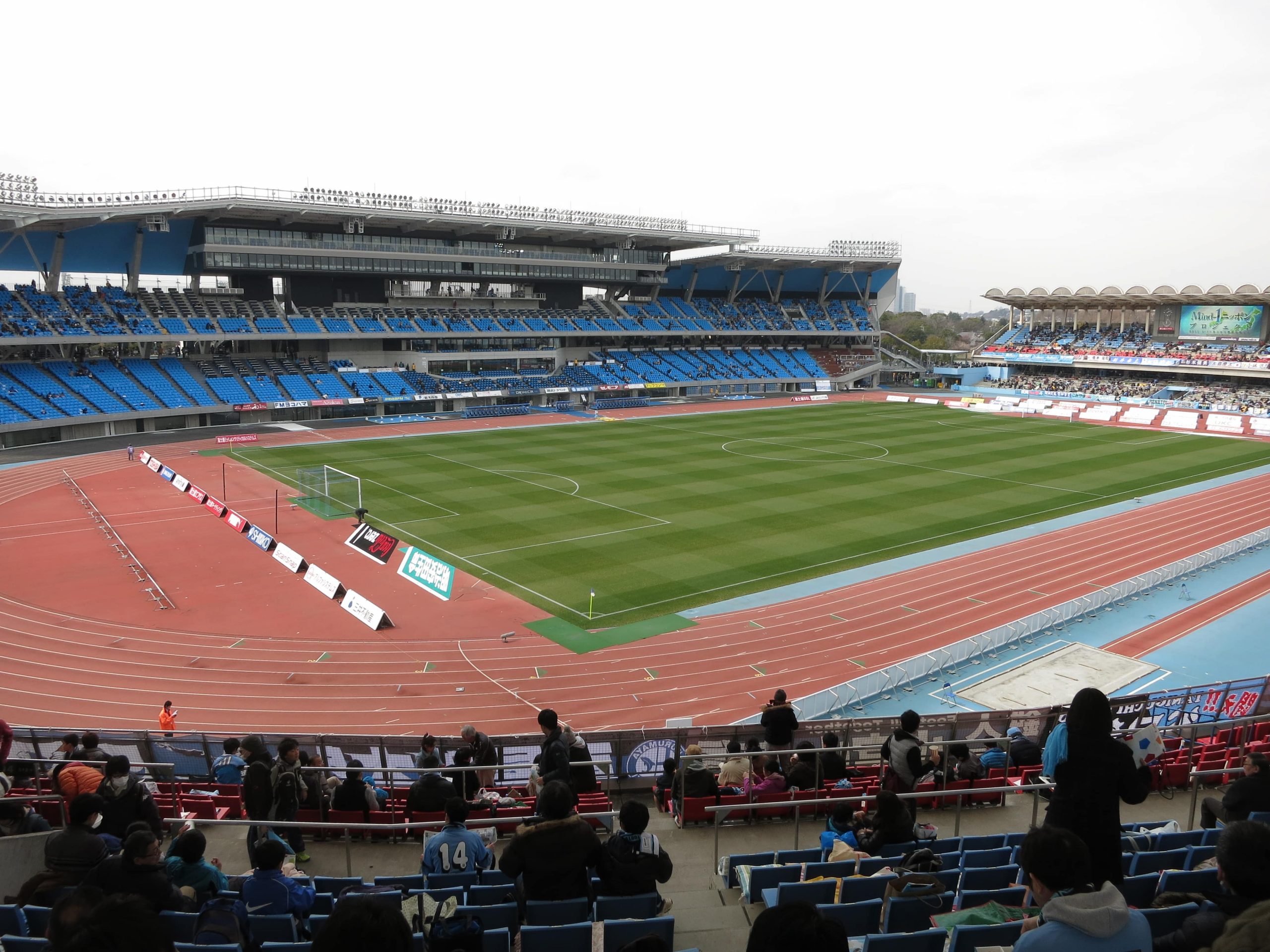  สนามแข่ง : Todoroki Athletics Stadium
