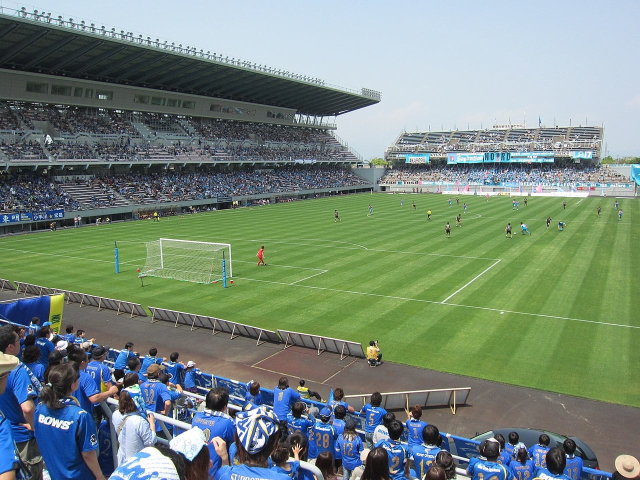  สนามแข่ง : Tosu Stadium