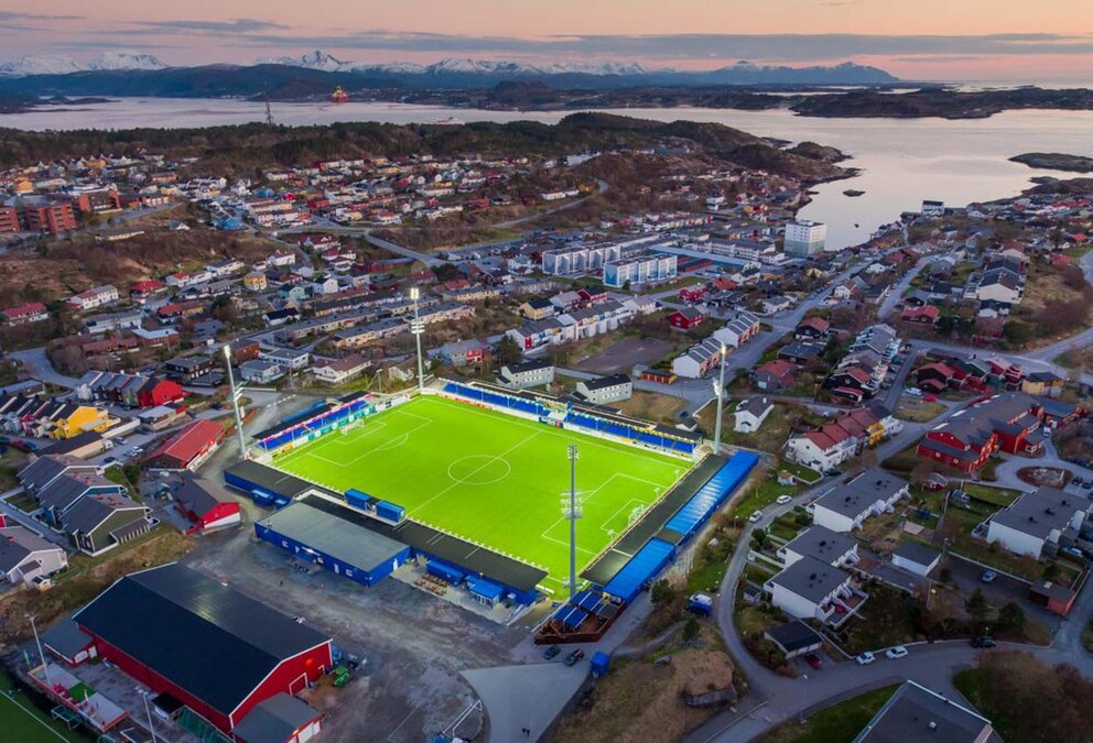 สนามแข่ง : Kristiansund Stadium