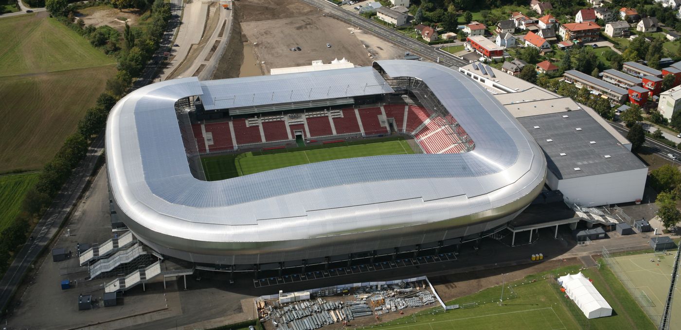 สนามแข่ง : Wörthersee Stadion