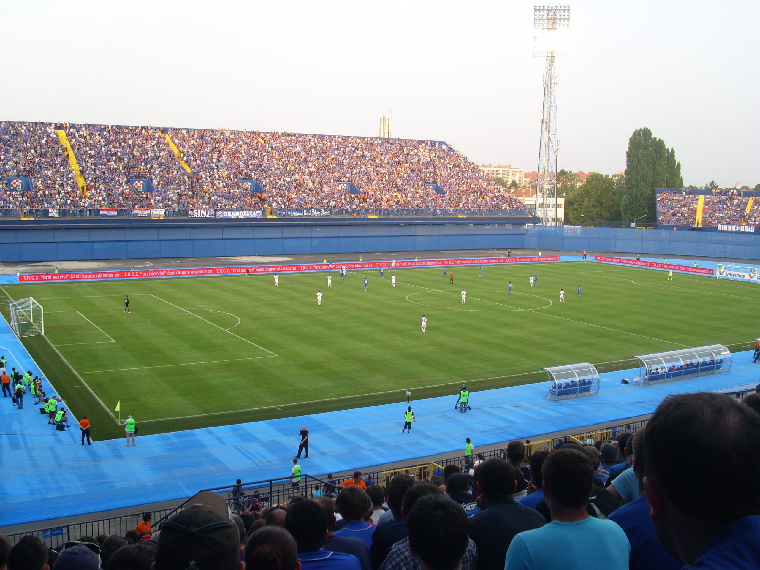 สนามแข่ง : Stadion Maksimir