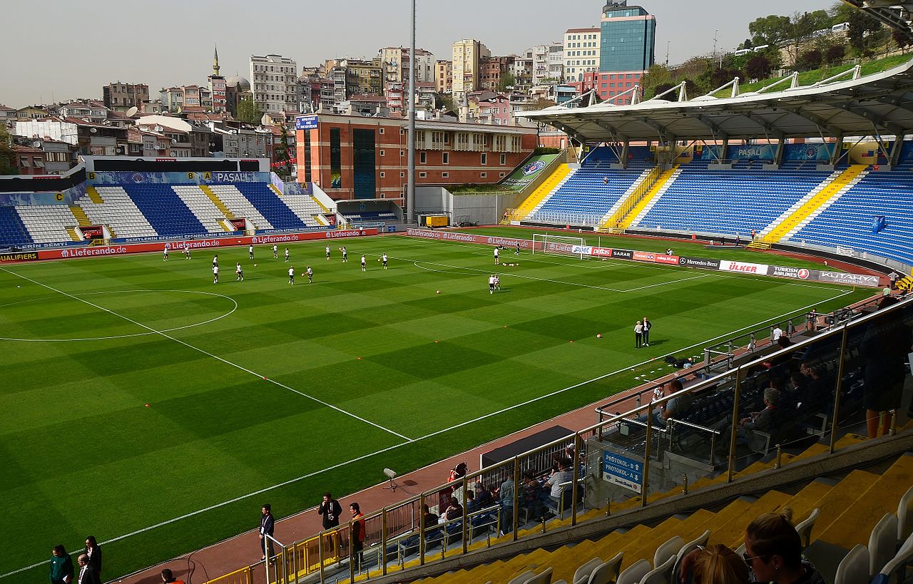 สนามแข่ง : Recep Tayyip Erdoğan Stadium