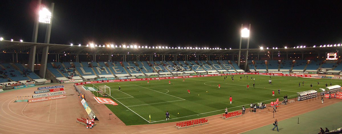 สนามแข่ง : Estadio Mediterráneo