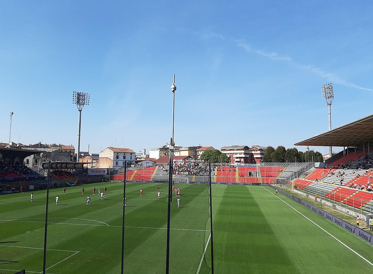 สนามแข่ง : Giovanni Zini Stadium