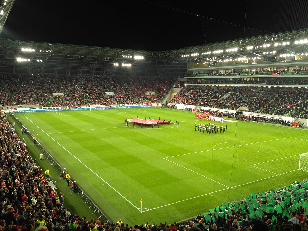 สนามแข่ง : Groupama Arena