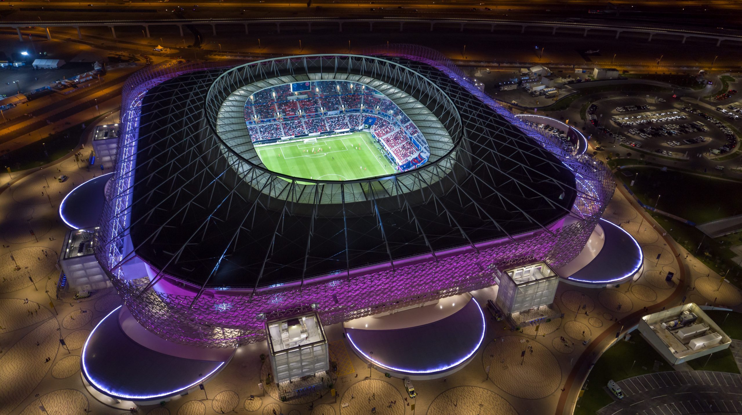 สนามแข่ง : Ahmed bin Ali Stadium