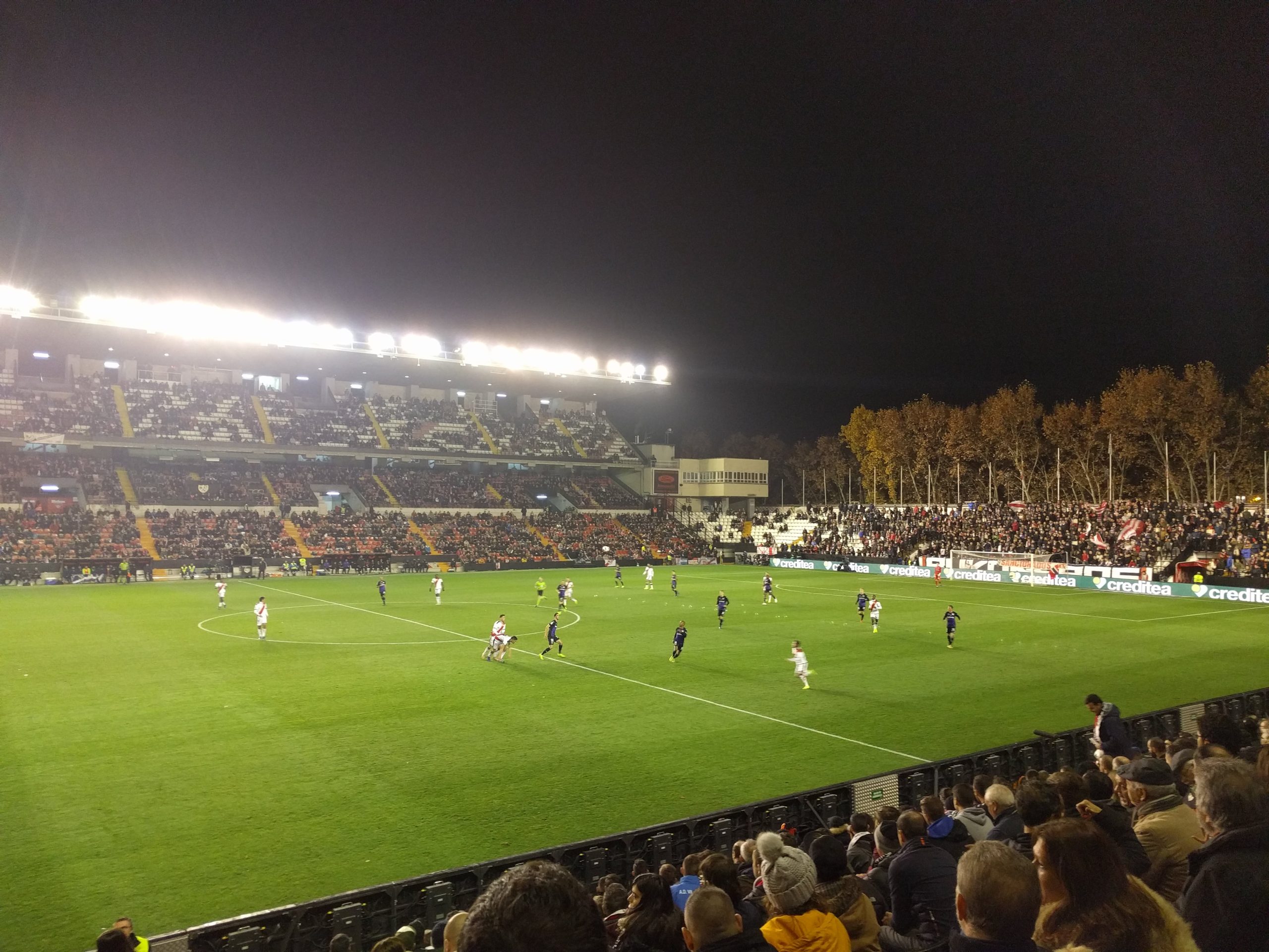 สนามแข่ง : Estadio de Vallecas