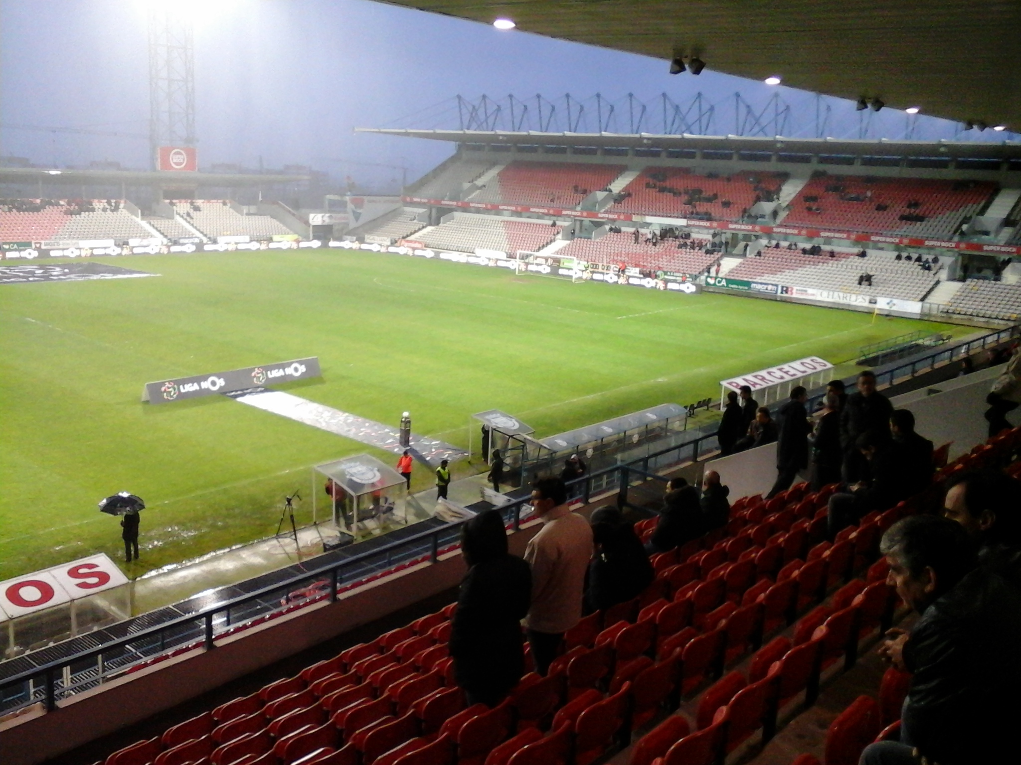 สนามแข่ง : Estádio Cidade de Barcelos