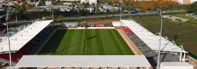 สนามแข่ง : Stade des Antonins