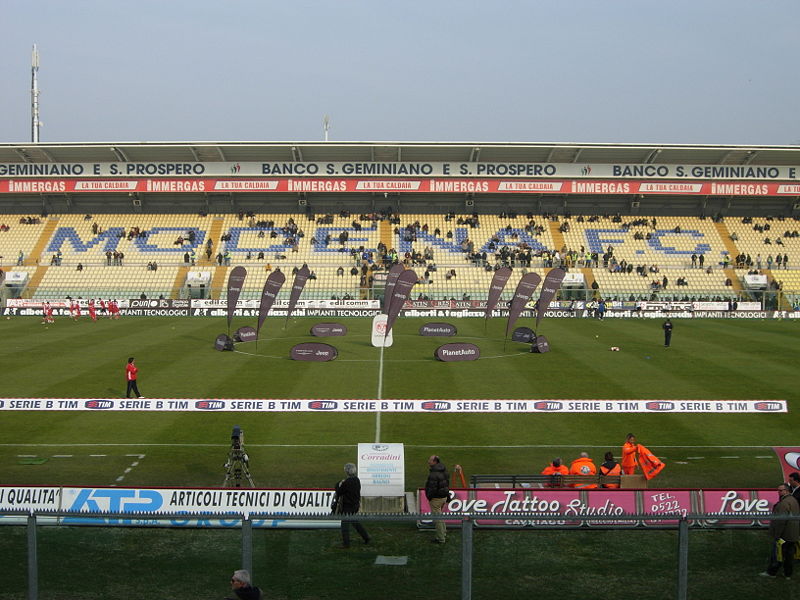 สนามแข่ง : Stadio Alberto Braglia