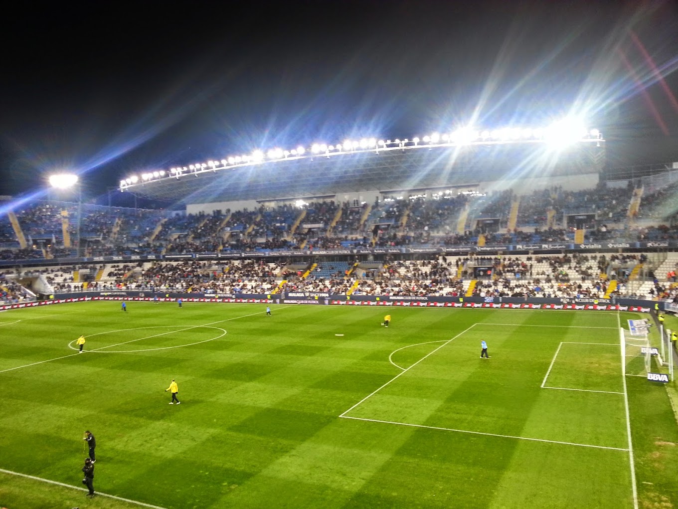 สนามแข่ง : La Rosaleda