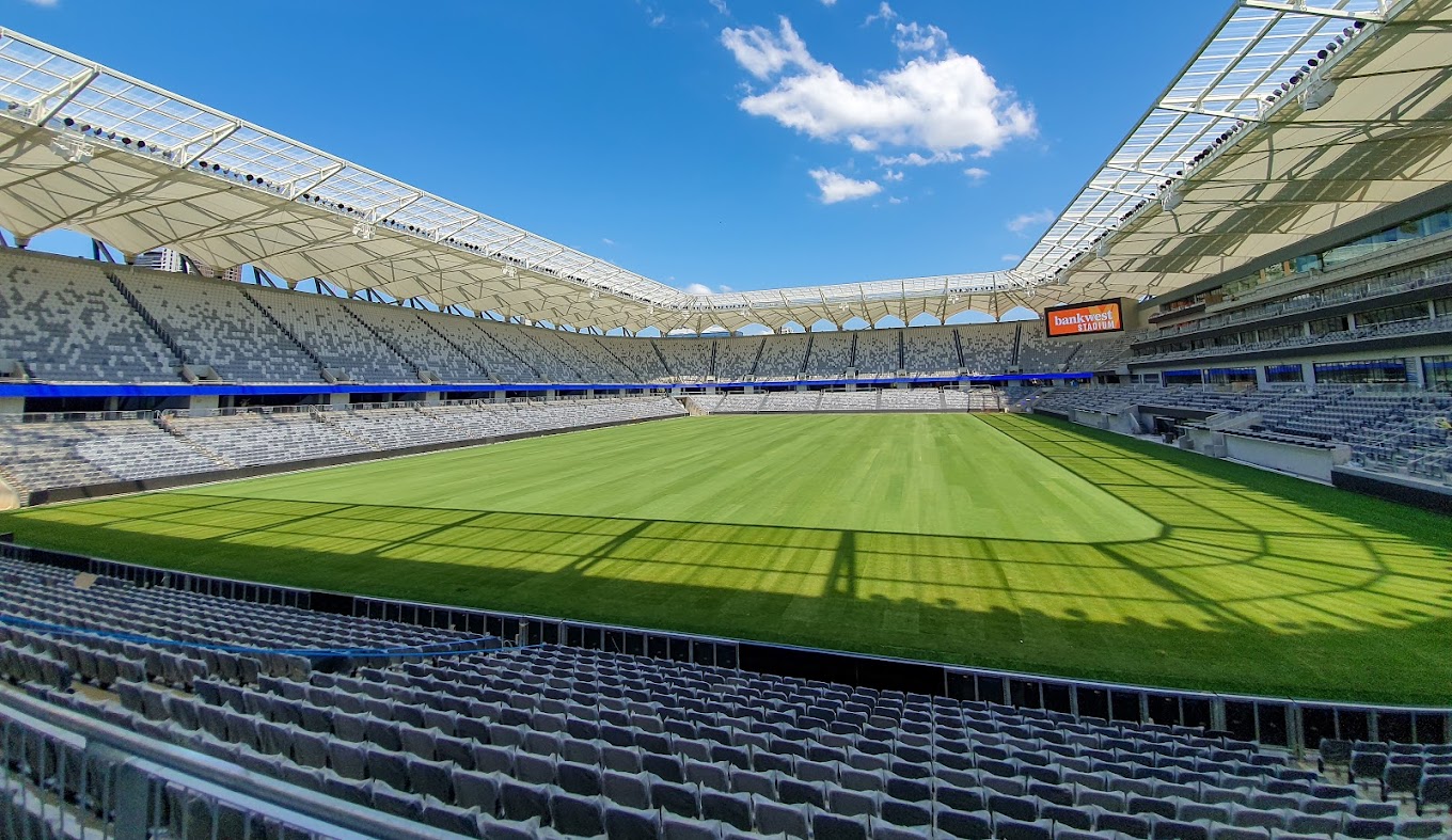 สนามแข่ง : CommBank Stadium