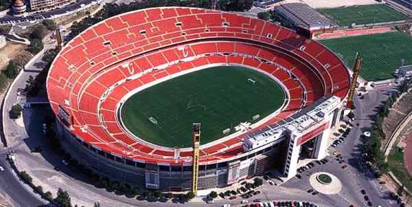 สนามแข่ง : Estádio da Luz (old)