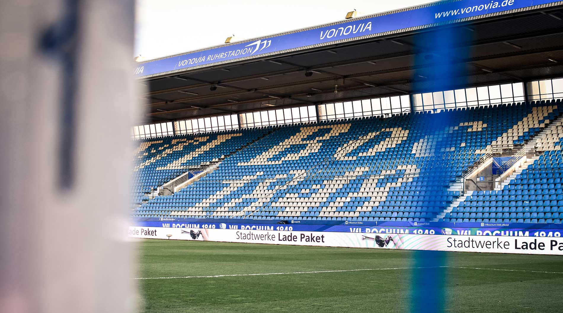 สนามแข่ง : Vonovia Ruhrstadion